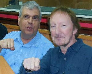 מיק קמינסקי, כנר להקת תזמורת אור החשמל